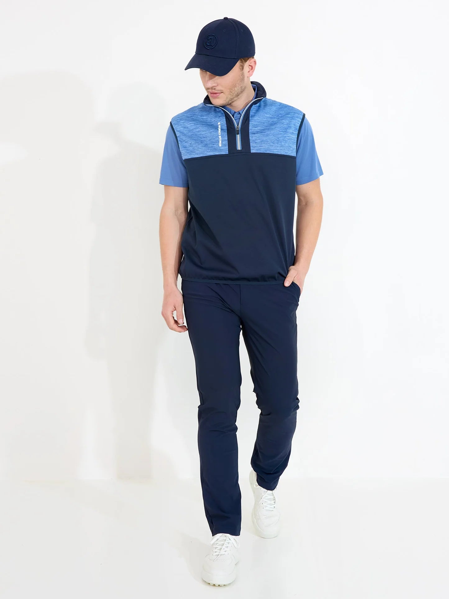 Mens Kingsbarns hybrid vest - horizon blue