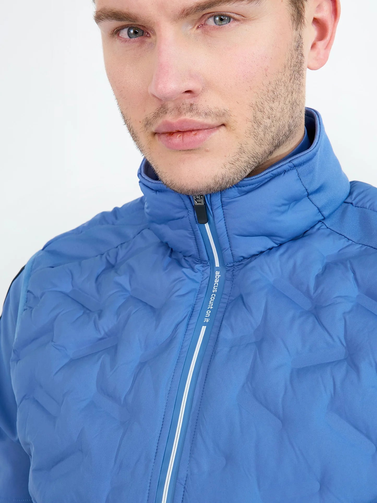 Mens Portrush hybrid vest - horizon blue