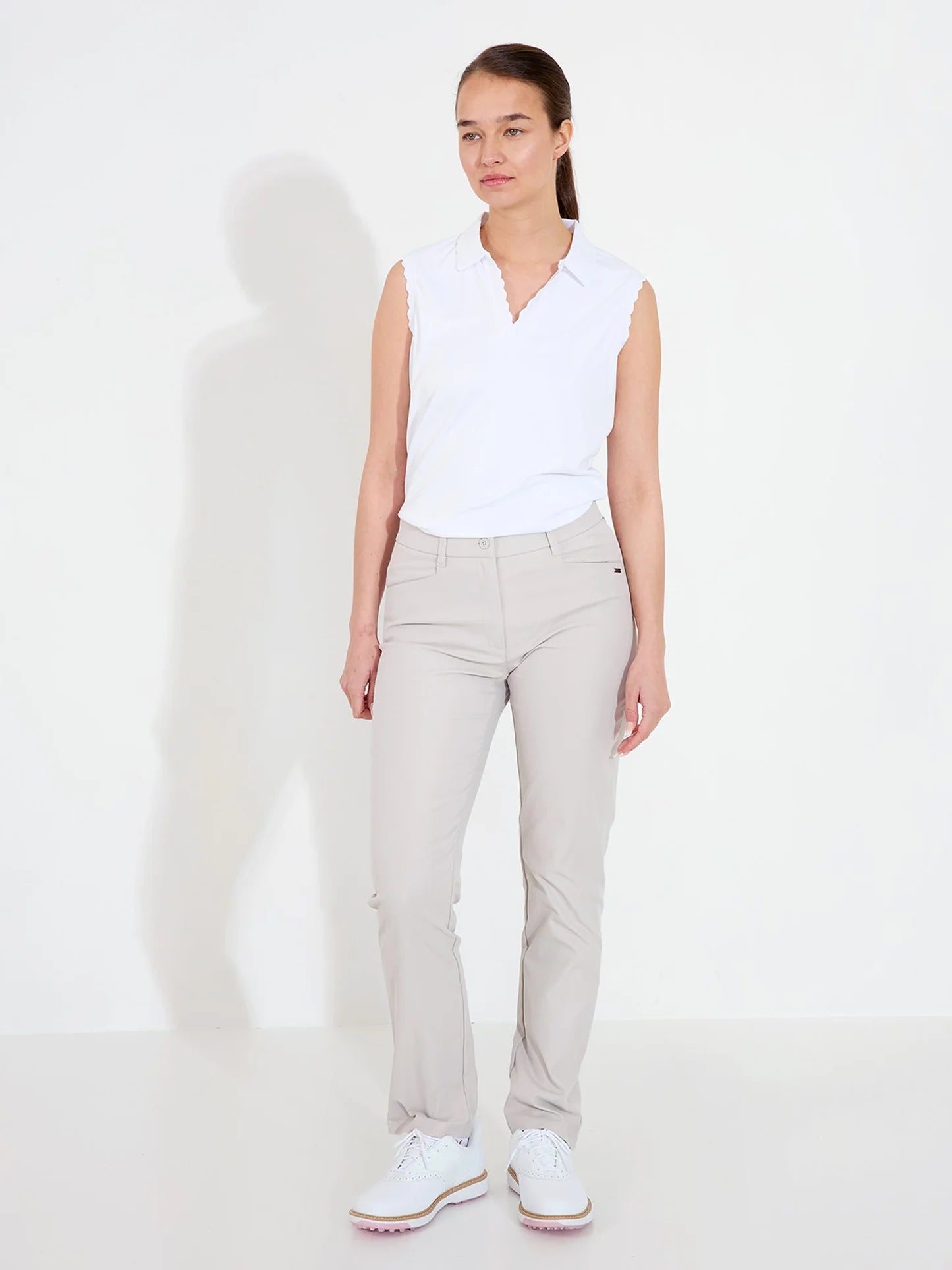 Lds Victoria drycool sleeveless - white