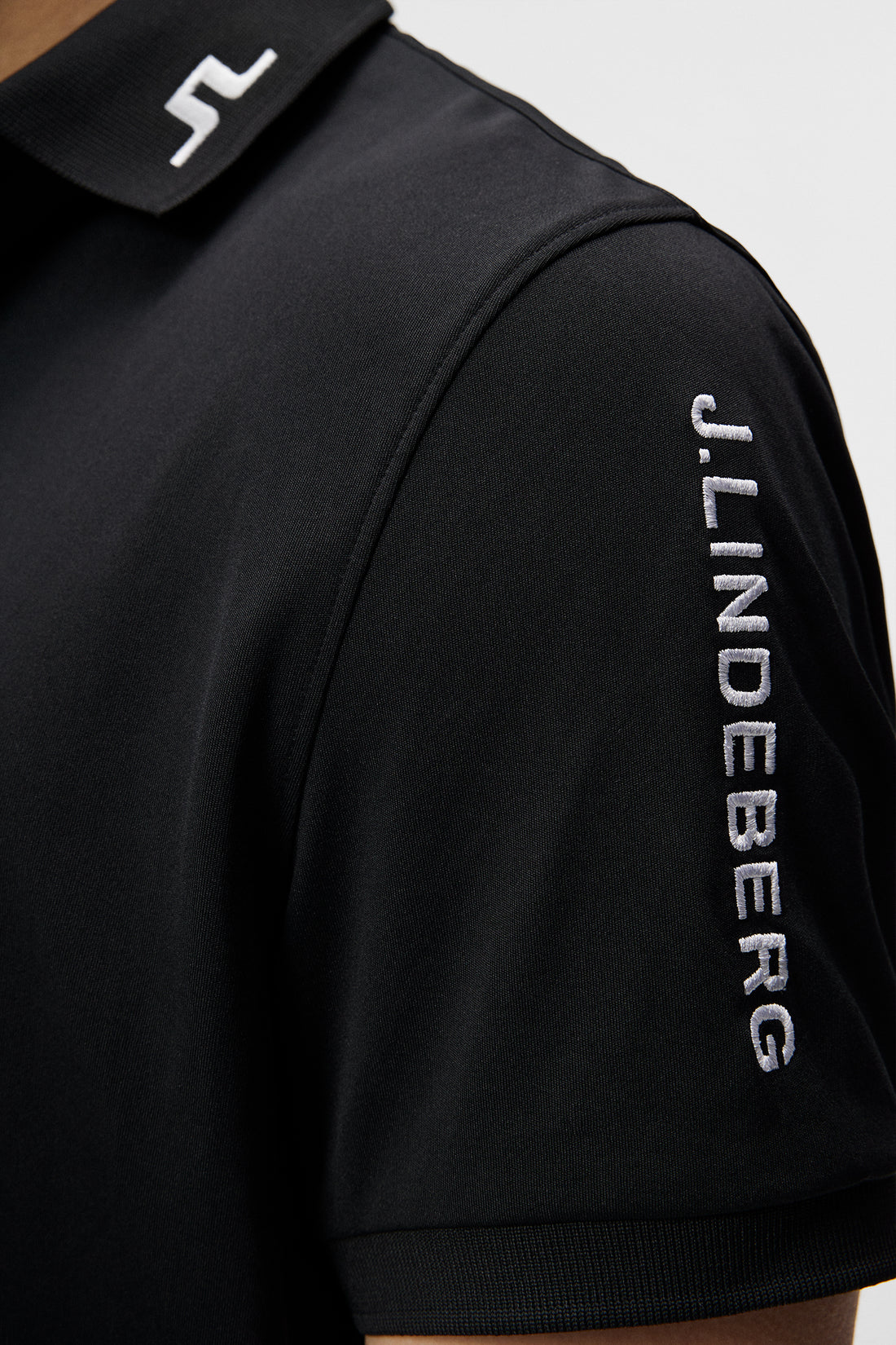 Tour Tech Reg Fit Golf Polo - Black